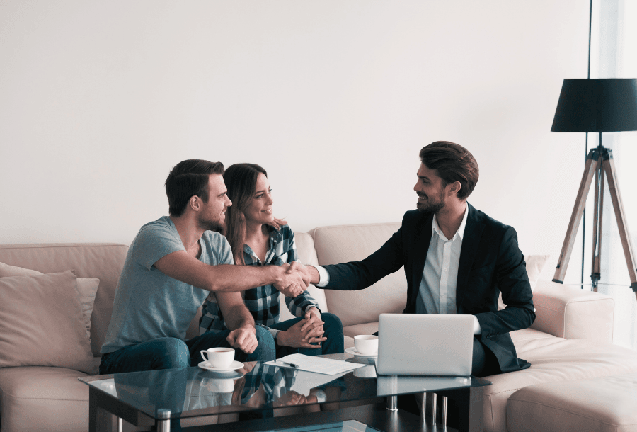 How Do You Sell a House for Cash - estate agent