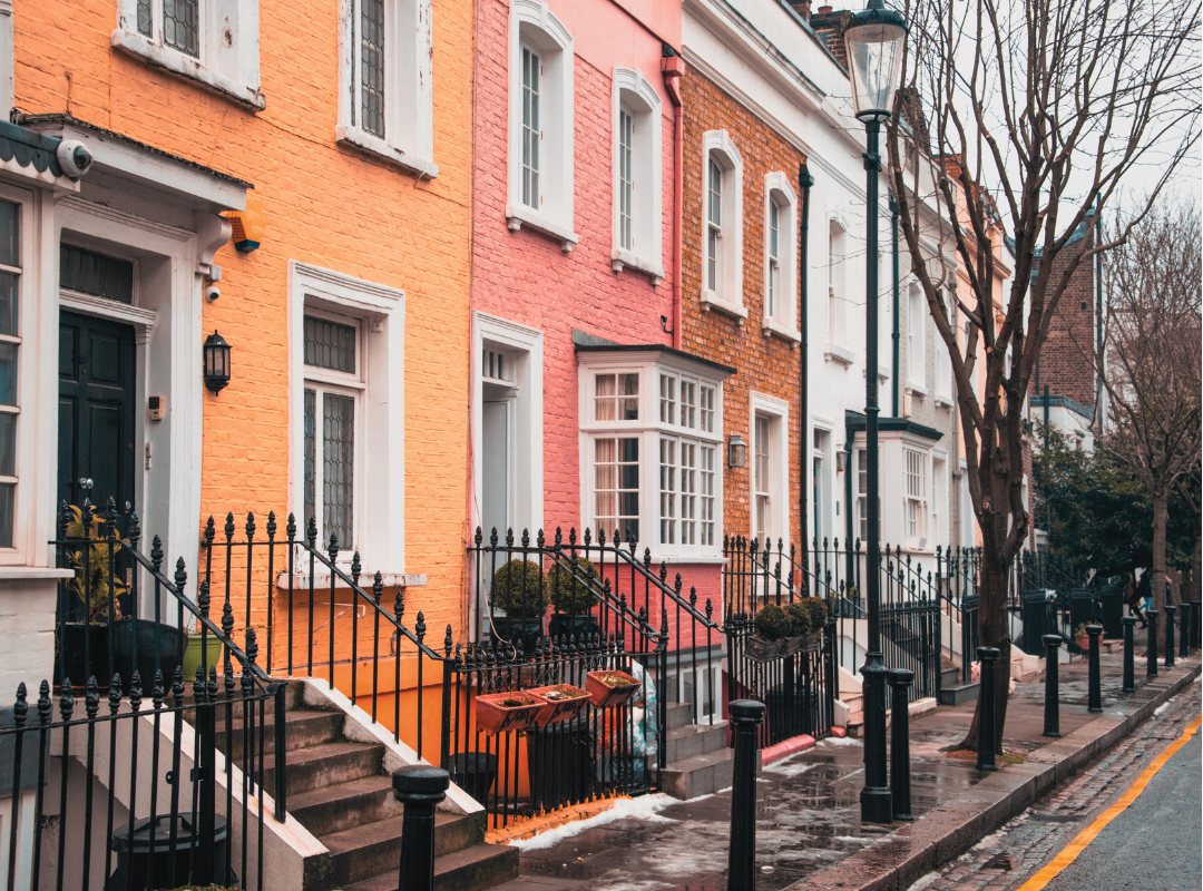 Impact-of-UK-Housing-Market-Trends-row-of-terraces