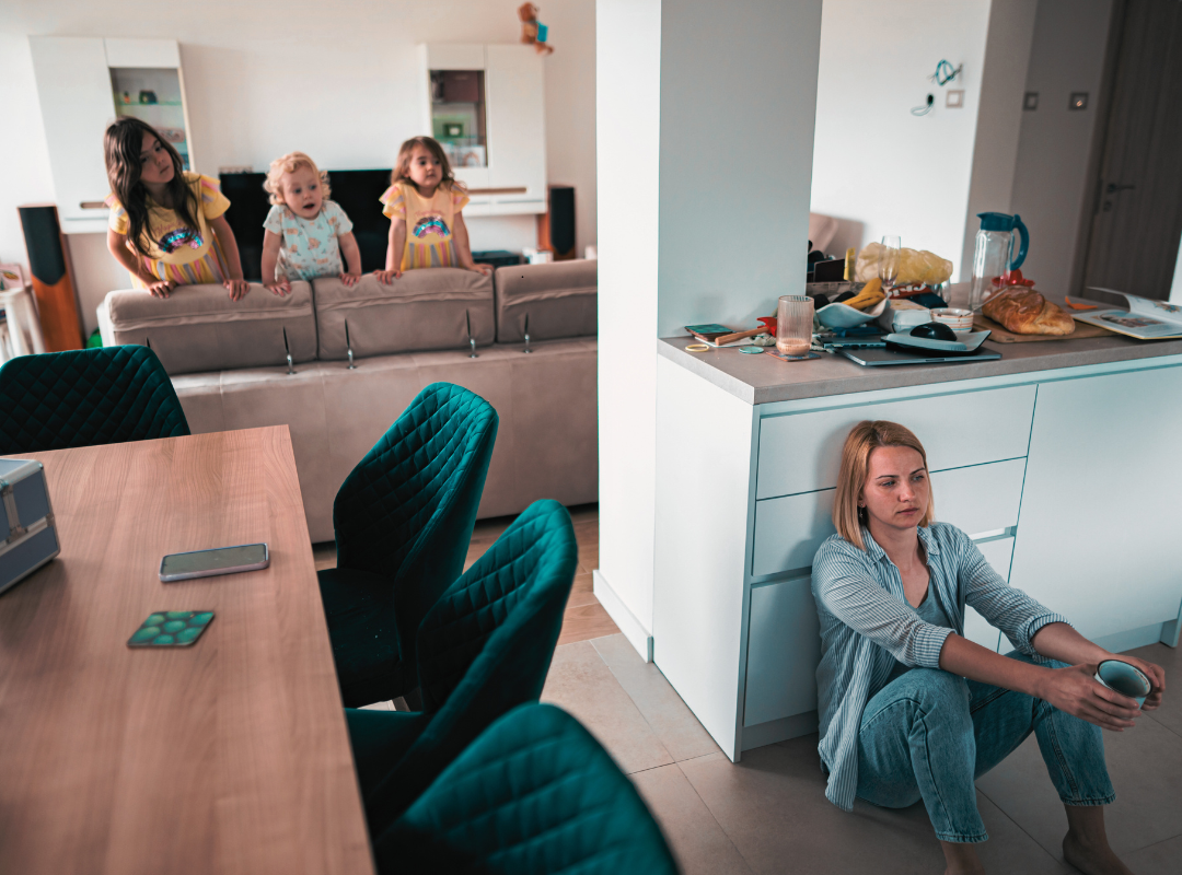 Selling after a divorce - family with mother contemplating