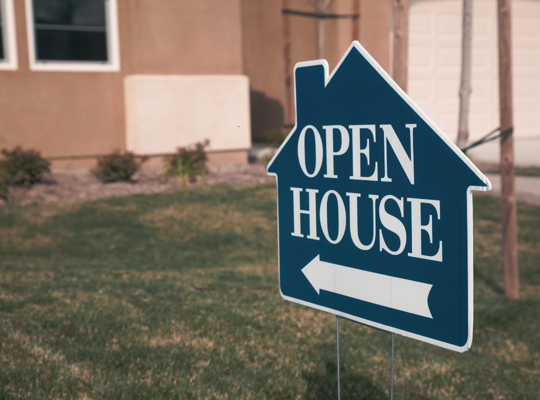 Selling property online - open house sign